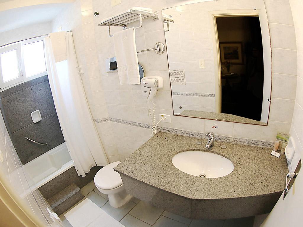 Village Hotel Понта-Гроса Екстер'єр фото